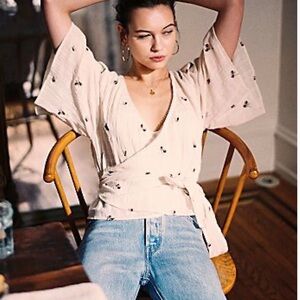 Free People Cross Wrap Top Cream Gauze Embroidered Roses Size S Pre-loved
